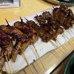 HALO HALO - ◉BBQチキンウイング　165✖️6
　☘️ 皮がぱりっと美味しい〜