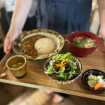 テマヒマ - 味噌汁を選べる味噌ベジキーマカレーセット（木曜限定)