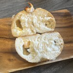 SONOHI BAGEL - ・ベーグル カマンベールえびグラタン