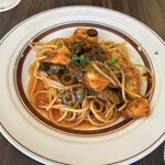 IL PLANETARIO - やわらかいタコとオリーブのプッタネスカ