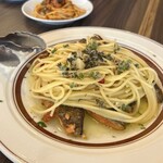 IL PLANETARIO - チップのインパデッラと紫蘇の実、昆布出汁のアーリオ・オーリオ・エ・ペペロンチーノ