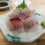 喫酒 フグさん - ヘダイの刺身（単品） 美味しかった〜w