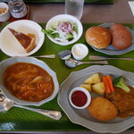 レストラン雪河亭 本店