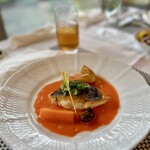 262398274 - メインのチョイスメニューから、
                        "本日のお魚料理" 魚は鯛。