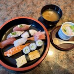 しほう田 - ◯にぎり鮨ランチ…¥1,300円(税込)