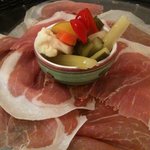 トラットリア エ ピッツェリア アミーチ - 