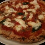 トラットリア エ ピッツェリア アミーチ - 