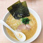 味濱家 - 料理写真:味濱家らーめん 850円