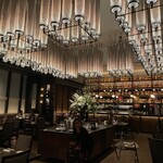 ロウリーズ・ザ・プライムリブ - 