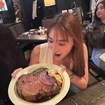 ロウリーズ・ザ・プライムリブ - 