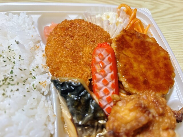 セブンイレブン 旭川3条7丁目店（SEVEN-ELEVEN） - 旭川（コンビニ・スーパー）の写真