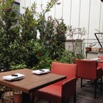 ラ・トルチュ - （2014年4月）テラス席が広くなりました。