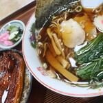 美よし - ラーメン＆うな重