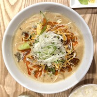 熱香森 - ■坦々麺ランチ ￥1.600