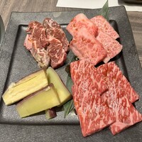 近江うし焼肉 にくTATSU 日本橋室町店 - 