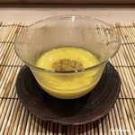 御料理 寺沢 - 玉蜀黍の摺り流しと生海胆