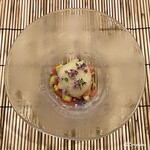 御料理 寺沢 - 焼玉蜀黍と西瓜に新玉葱のエスプーマ