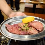 焼肉ホルモン ボンズ - 