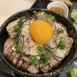 鮨海鮮 気楽 - ごはんは酢飯です。