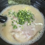 博多ラーメン 長浜や - 料理写真:白博多ラーメン