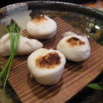 丸萬寿司 - 2014.4)フグの白子焼き
