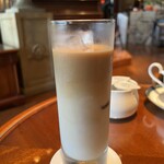 ラウンジ　ドルチェ - アイスカフェラテ