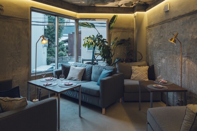 BON BON WINE STAND photo 4