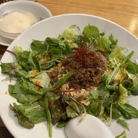 個室中華 頤和園 溜池山王店 - 