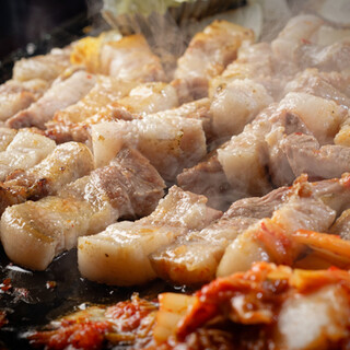 최고의 맛을 자랑하는 돼지고기 삼겹살