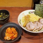 超多加水純手打ち麺 仁しむら - ふぉおおお