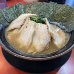 家系ラーメン王道 王道之印 - 