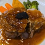 キッチン ブルー グローブ - 正面から、トリュフが見えます