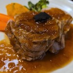 キッチン ブルー グローブ - 更にポシェのアップ、トリュフ香るオニオンソースはタップリ！！