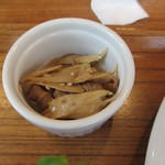コーデュロイカフェ - 小鉢はキンピラゴボウ