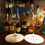 バーポラリス - 余市25年シングルカスク、余市12年の飲み比べ。香りの違いは歴然