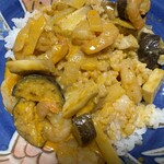 カルディコーヒーファーム - 料理写真:ロイタイ レッドカレー