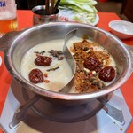 焼小籠包 火鍋 飲飲酒場 - 