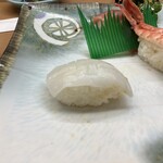 すし鶴 - イカ
      麻爺はイカが大好きだったりする。