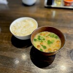 野方餃子 - ごはん＆味噌汁