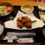 軽食喫茶sakura - ザンギ定食（５００円）です。