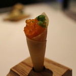 ル・タン・ペルデュ - サーモンのコルネ