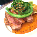 フランス産シャラん鴨胸肉のロースト