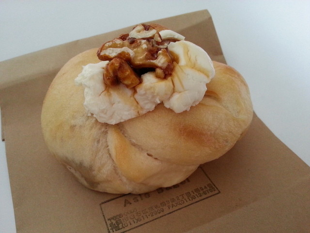 ベーグルの食感と生地の風味が好きです。』by 北のもみたろう