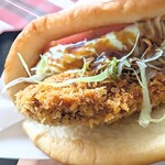 食工房まほろば - メガシャークバーガー