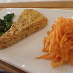 トーコーキッチン - イタリアンオムレツ 副菜二品