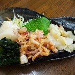 市場食堂 - 貝盛り合わせ700円