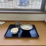 手打ちうどんますや - 端っこカウンターで