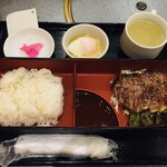 炭火焼肉　安部え - 