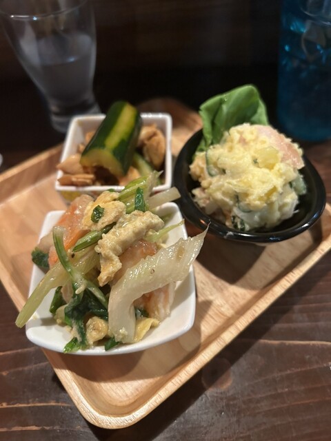 Nihonshu to Nagomi Ryori Aoi