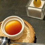 Maison de Fujii - プリン、葡萄の杏ゼリーコーティング